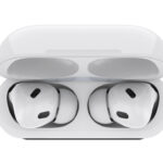CELEBRAT earphones με θήκη φόρτισης W63, οθόνη αφής, TWS, ANC, 13mm, 30/360mAh, λευκό